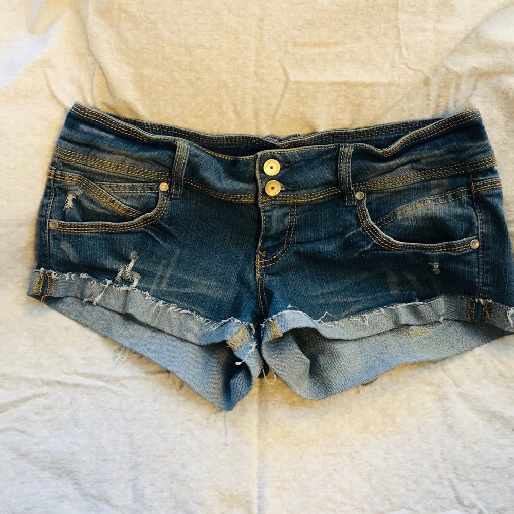 Almost Famous Shorts